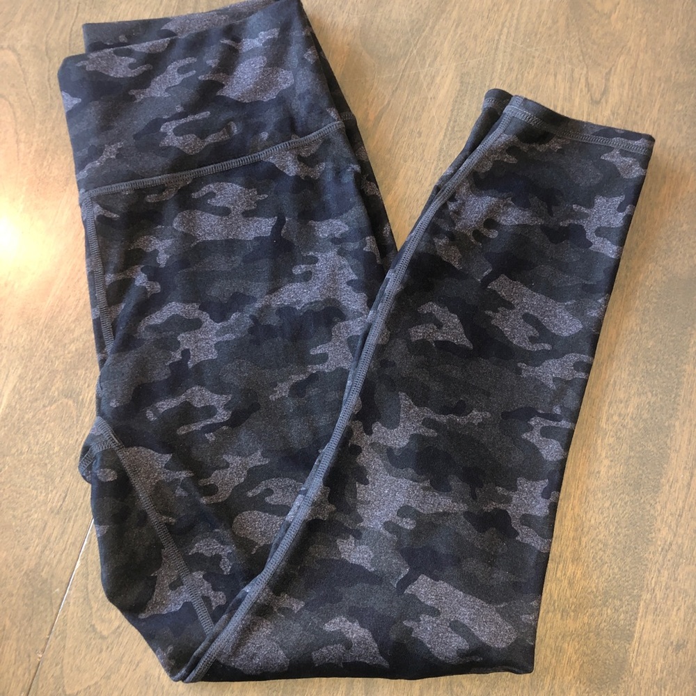 Fabletics camo Power hold leggings